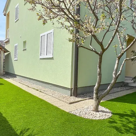 Apartment Baska Mit Poolarea - Krk, Kroatien Exterior photo