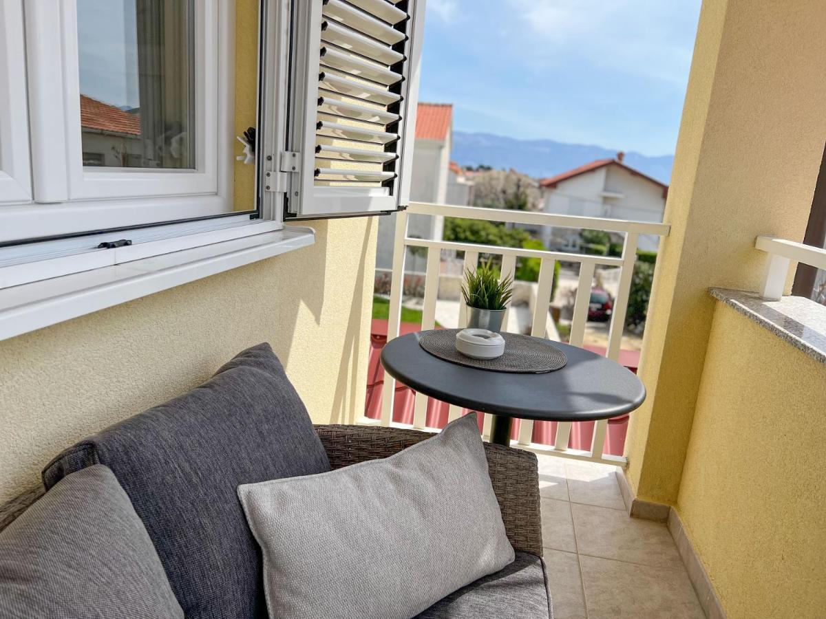 Apartment Mit Poolarea - Krk, Kroatien *