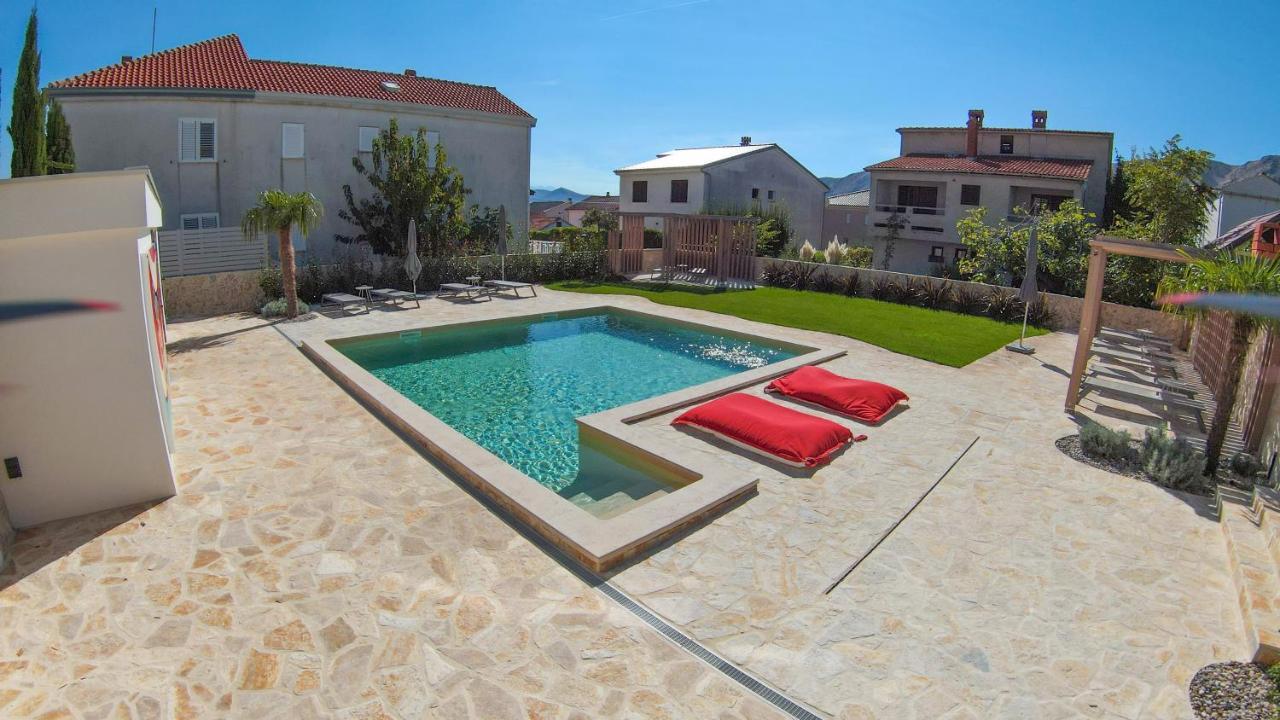 Apartment Mit Poolarea - Krk, Kroatien *